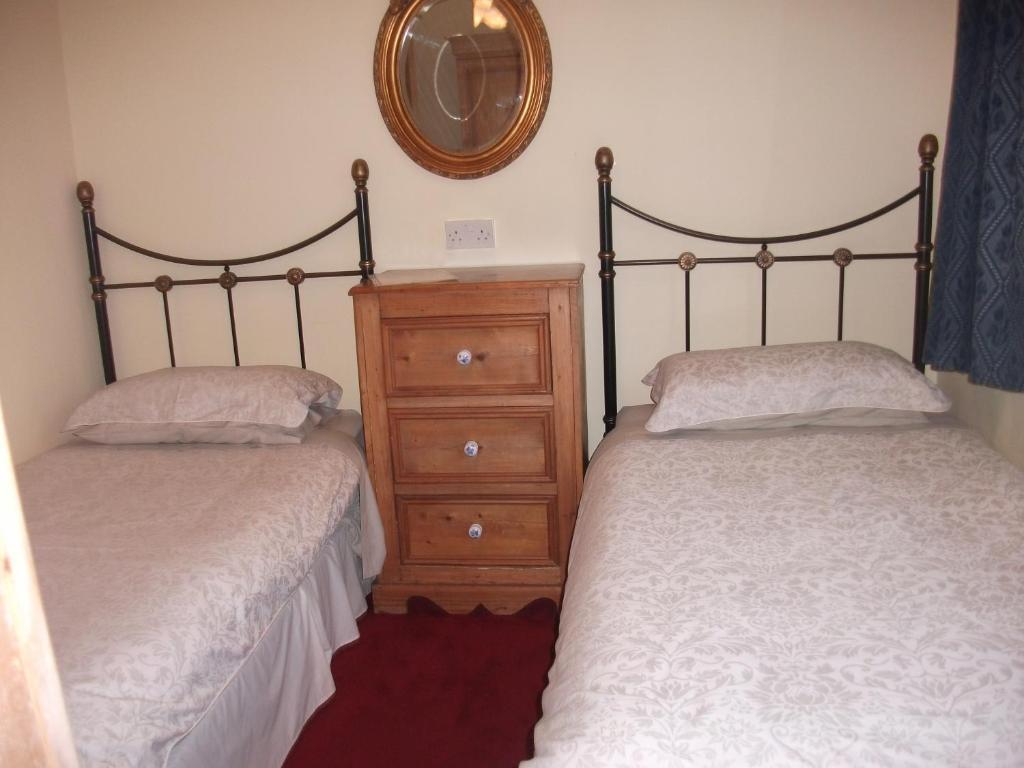 Fuchsia House Bed And Breakfast Connemara 렌빌 객실 사진